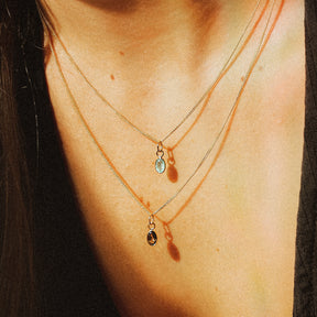 Smaragd Birthstone Hanger Mei | 14K Goud